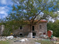 Αναπαλαίωση Στέγης-Petsas.gr-Πύργος Πετμεζά-Καλάβρυτα